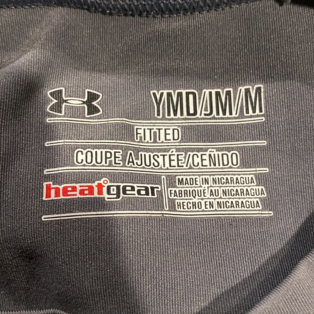 Set of 3 Under Armour Boys Fitted HeatGear Tops Bundle Size:YMD - Picture 6 of 8